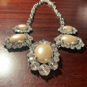 Ann Taylor necklace
